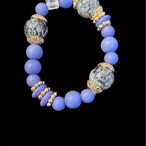 Elegant Blue and Gold Beaded Bracelet